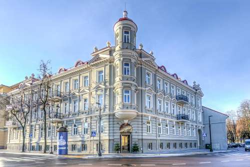 www.hotelvilnia.lt