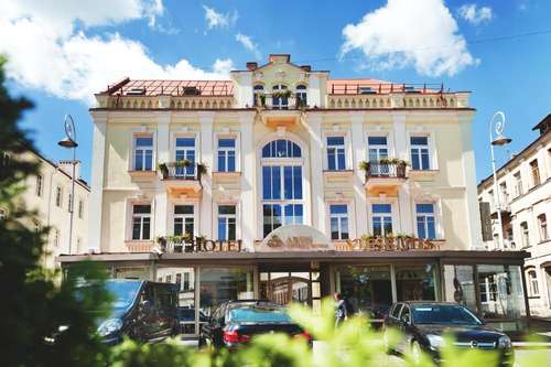 www.centrumhotels.com