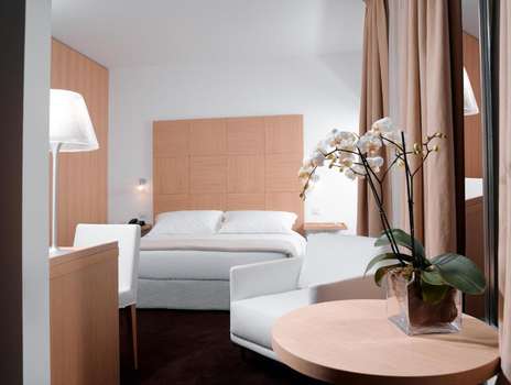 www.hotelalzinn.com