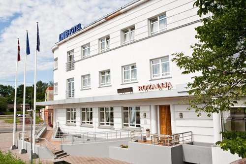www.hotelkolonna.com