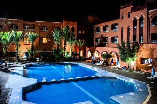 www.hotel-farah-aljanoub.com