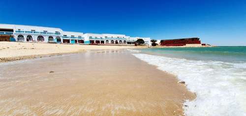 www.dakhla-hotel-sahara.com