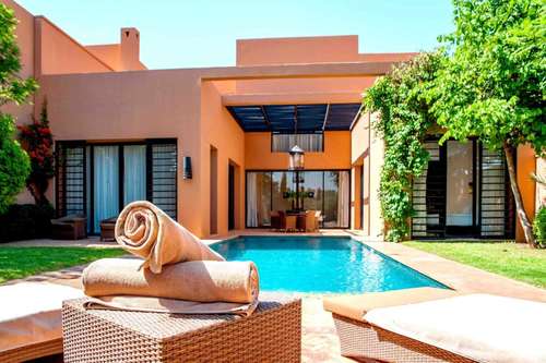 www.almaadenvillahotel.com