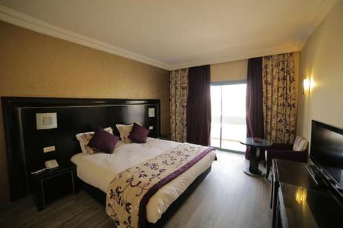 www.hotelsuisse.ma