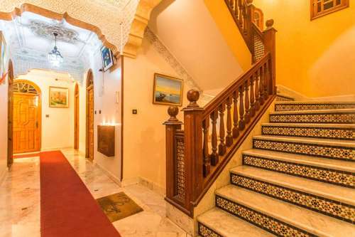 www.hotel-borjmogador.com