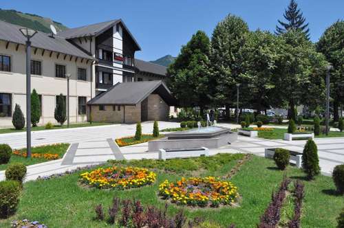 www.hotelkomovi.com