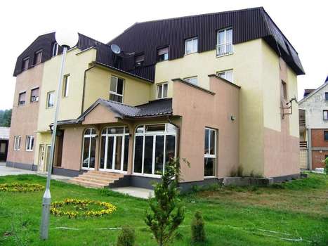 www.hoteldulovic.me