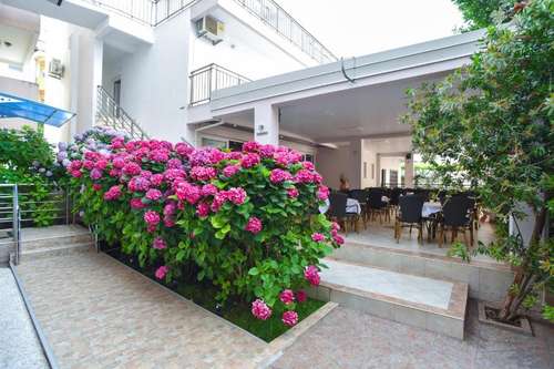 www.hotelsuzana.me
