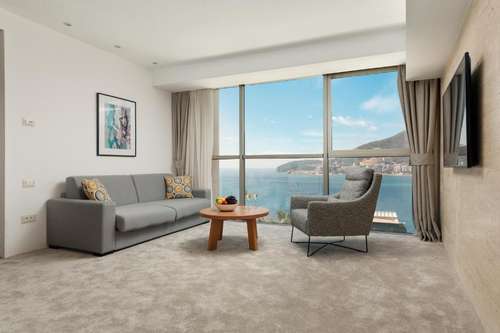 www.harmoniahotel.com