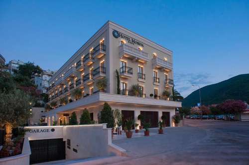 www.hotelmoskva.me