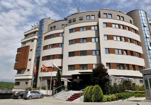 www.hotel-panoramika.com