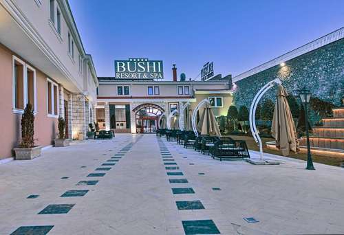 www.bushiresort.com