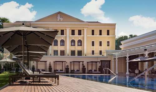 www.hotelthestrand.com