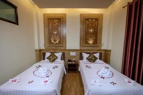 www.ucttaunggyihotel.com
