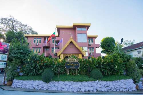 www.cinderellahotel.com