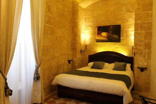 www.palazzinonina.com