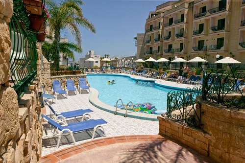 www.portoazzurro.com.mt