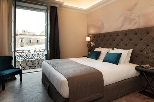 www.hotelpjazzamerkanti.com.mt