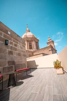 www.quainthotelsgozo.com