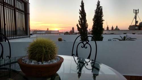 www.suites-sofia.com