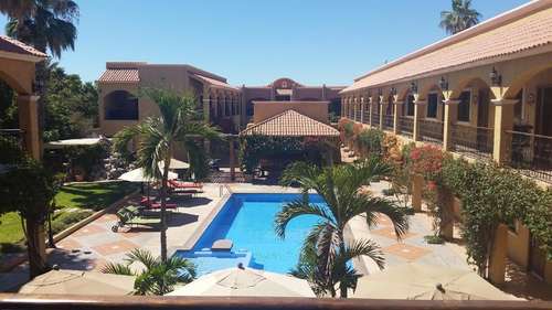 www.haciendasuites.com