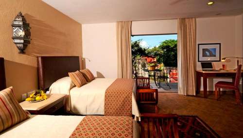 www.hotelhaciendadecortes.com.mx