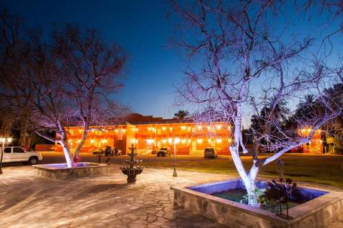 www.lahuertahotel.com