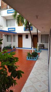 www.hotelcarruiz.com