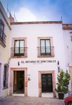 www.hotelelrefugiodedoncarlos.com