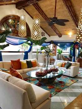 www.hotelcasajaguar.com