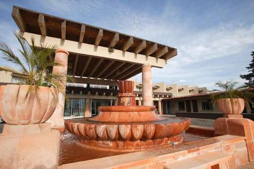 www.hotelparadorzac.com