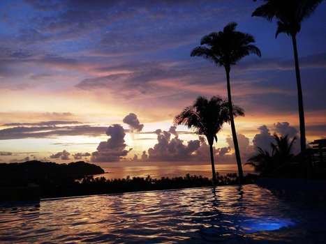 www.villaloscorales.com