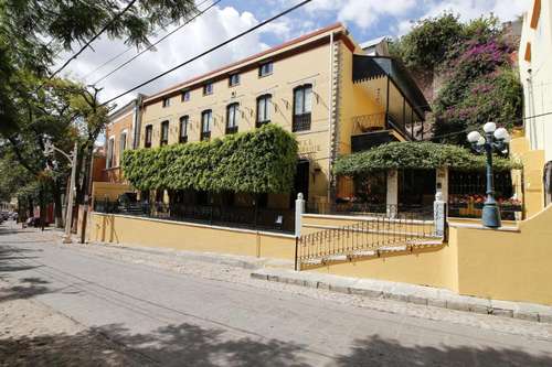 www.quintalasacacias.com