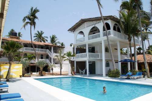 www.hotelvillanirvana.com