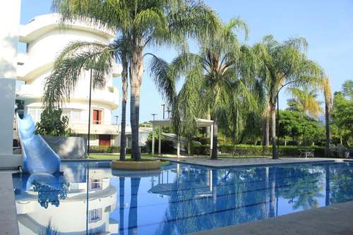 www.thelorianclub.com.mx