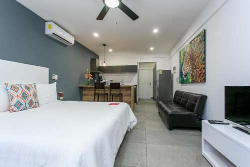 www.studio30hotel.com
