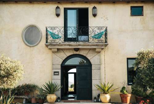 www.lavilladelvalle.com