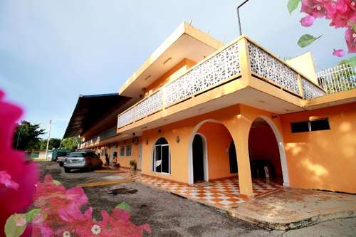 www.hotelbugambiliasticul.com