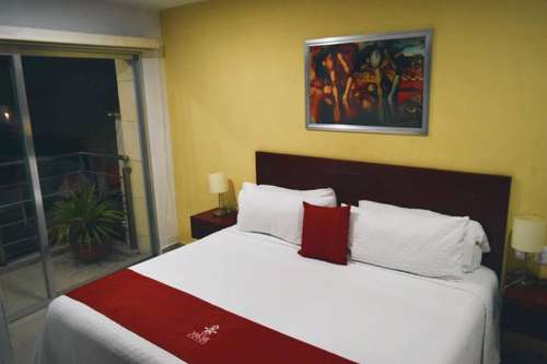 www.hotelyakar.com.mx