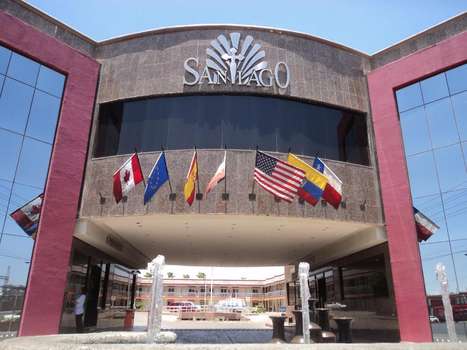 www.hotelsantiagoplaza.com