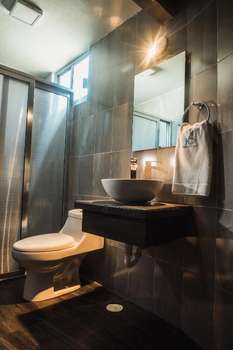 www.hc-hotelcareyes.com