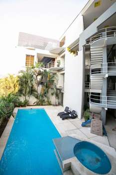 www.hotelrssuites.com