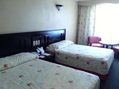 www.hotelrealdeuruapan.com