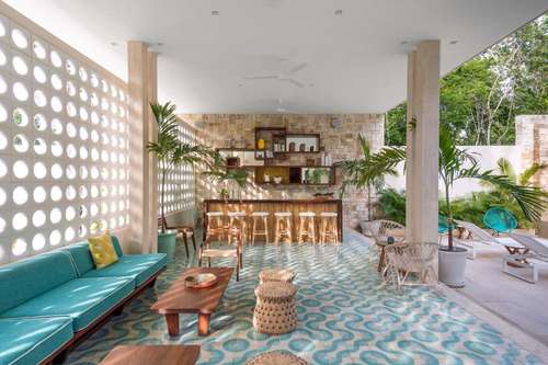 www.hoteltikitiki.com