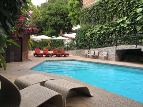 www.laceibahotel.com