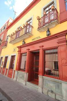www.hotelsantaregina.com