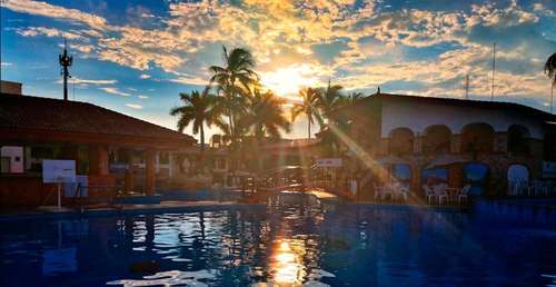 www.hotelmariaisabel.com.mx
