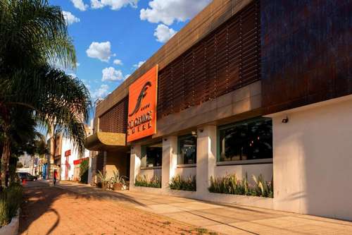 www.hotelstgeorge.com.mx