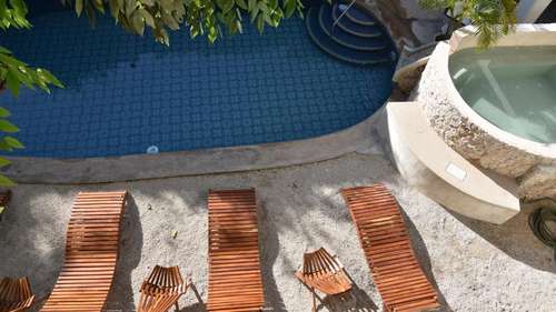 www.hotelzamna.com