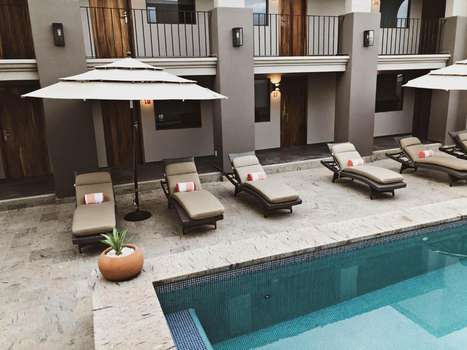 www.sixtwofourhotel.com